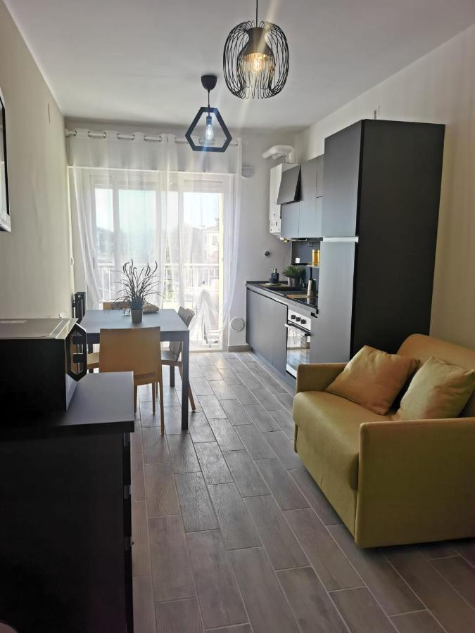 Il Piacere Apartment Пинето Екстериор снимка